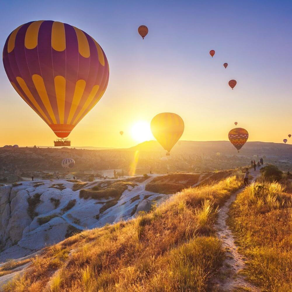 CAT-WALLEY Hot Air Balloon Tour